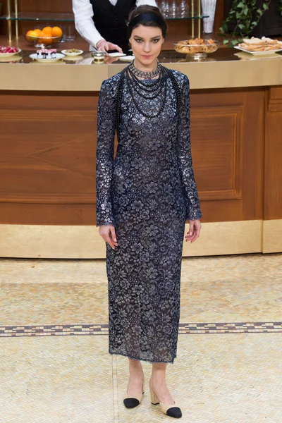 Look 72